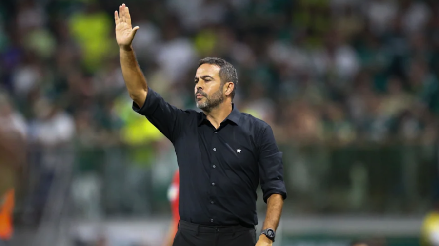 Al Rayyan oferece triplo do salário para contratar técnico Artur Jorge, do Botafogo